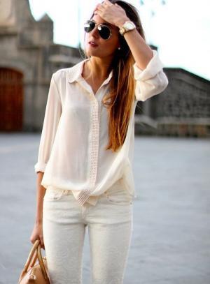 オフィスで目を引く！ハンサムなパンツスタイルを女っぽく履きこなすには？