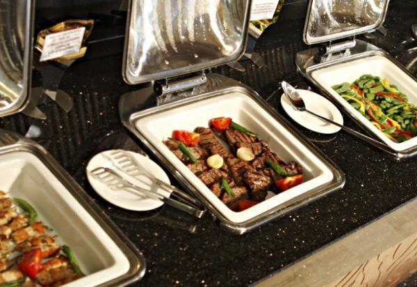 「痩せたいけど食べたい！」ダイエットしながら食べ放題を楽しむコツって？