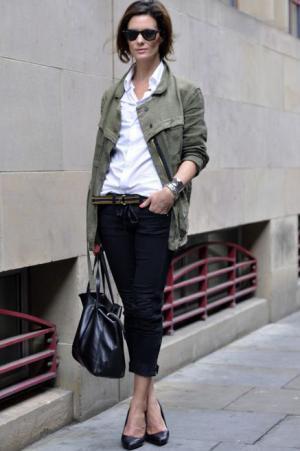 ただの地味は卒業！大人のシンプルお洒落ファッションをつくるコツって？