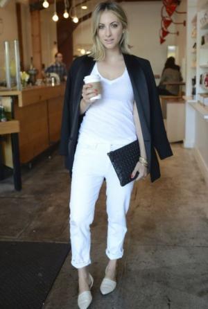 【真っ黒も、真っ白もNG】モノトーンスタイルが最高にカッコよくなる黄金比3パターン！