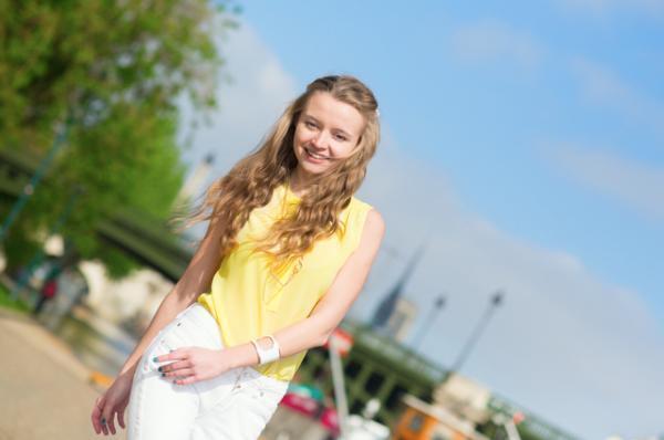 30代女性が目指したい！パリジェンヌの究極にシンプルなファッションの極意とは？