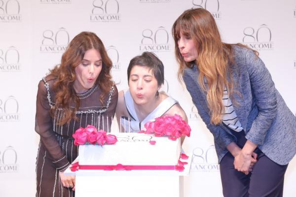 30代女性が目指したい！パリジェンヌの究極にシンプルなファッションの極意とは？