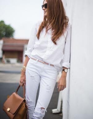 白なのに細く見える!? 流行のホワイトコーデを美しく着こなす方法