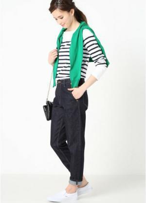 定番カーディガンを新鮮に着こなすには？今季らしいスタイリングの特徴！