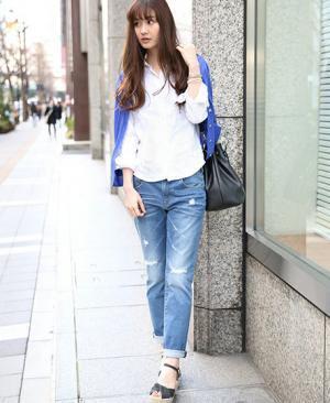 定番カーディガンを新鮮に着こなすには？今季らしいスタイリングの特徴！