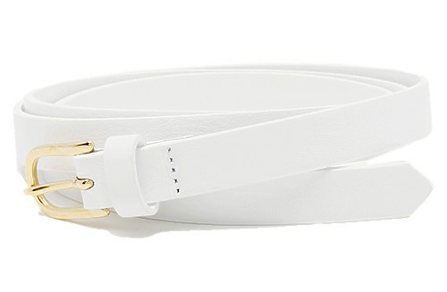 シンプル好き女子は今年流行の「ベルト」を使ってオシャレ感を際立ててみて！