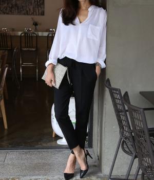 着こなしの幅がグンと広がる！白シャツを素材別に着こなす方法