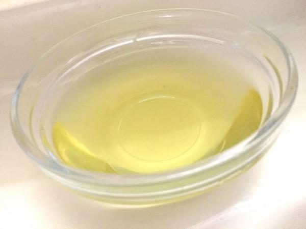 飲むだけじゃない！ナチュラル志向の美女は「緑茶」であらゆるキレイをつくる!?