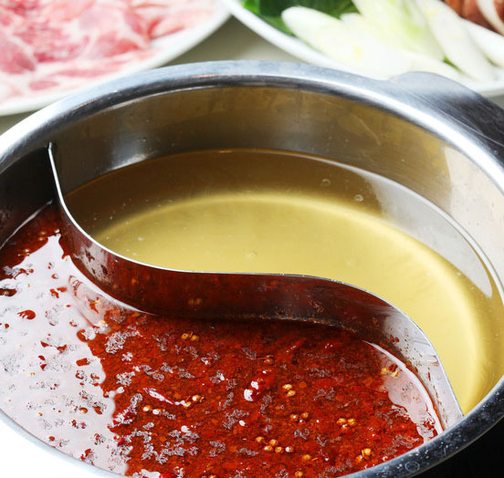 夏は火鍋でキレイに痩せよう！簡単レシピから薬膳ブレンド法まで