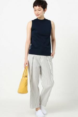 大人っぽく着られるノースリーブって？夏は旬の着こなしでスッキリ品よく！