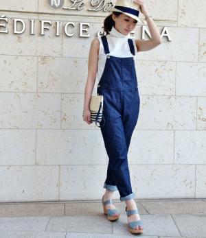 リラックス感たっぷり！今年の夏にはきたい大人っぽい旬顏サンダルとは？