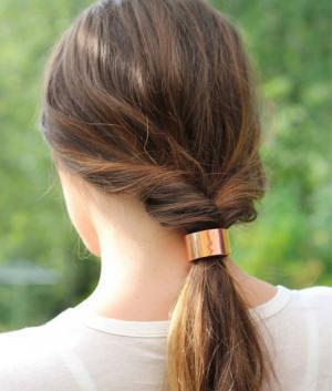 夏のポニテが可愛くなる！2015年流行の大人ヘアゴムはこれ！