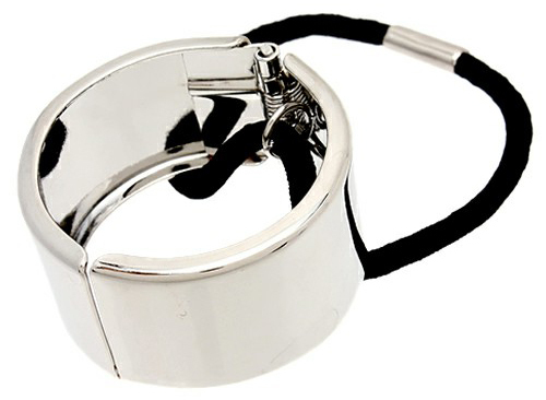 夏のポニテが可愛くなる！2015年流行の大人ヘアゴムはこれ！