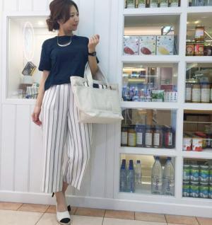 流行のキャンバストートバッグを大人っぽく！きれいめコーデに合わせる方法