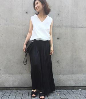 2015年夏の旅行ファッションはこれ！今年風に「マキシスカート」を着こなす方法