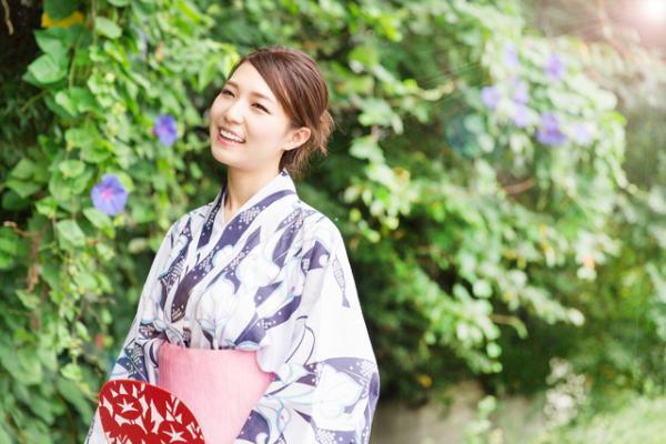 大人女子が着こなしたい2015年トレンド浴衣って？一人でしっかり着付けする方法