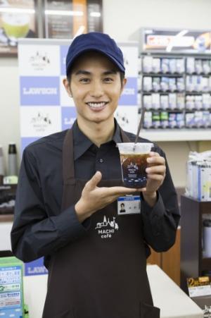 イケメン俳優中村蒼くんとローソンMACHI cafeに癒される夏
