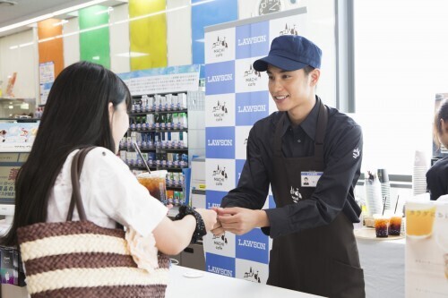 イケメン俳優中村蒼くんとローソンMACHI cafeに癒される夏