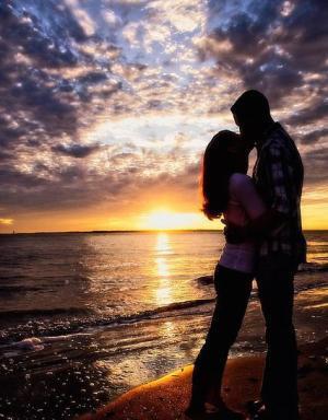 イケメンを夫にした「勝ち妻」の特徴とは？〜モテ男が心惹かれる女性の正体〜