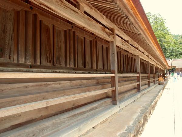 11月は出雲大社の縁結びパワーがすごい！恋愛運を高めるには？