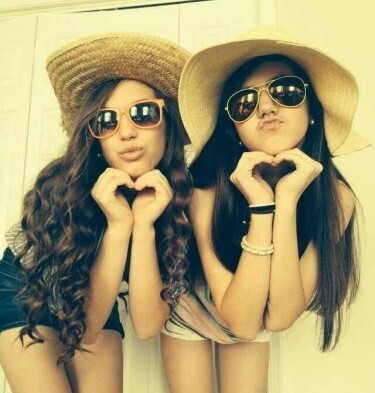 残暑のオフィスが寒いなんて！女性の大敵「クーラー地獄」から身を守る方法