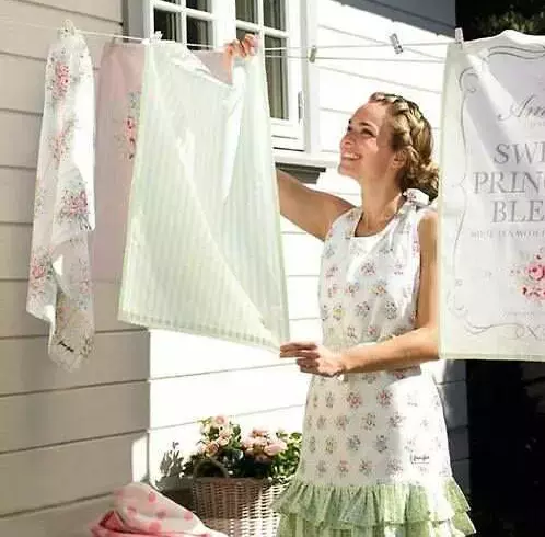 自然な女らしさが最高！「いつもの洗濯」でナチュラルに香るオンナになれる3選