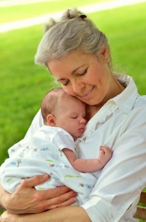 親の介護で悩んでいない？女性のための「介護がラクになる」耳よりな情報