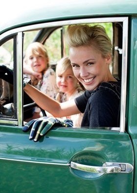 親の介護で悩んでいない？女性のための「介護がラクになる」耳よりな情報