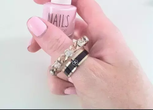 使えるから捨てないで！可愛い香水ボトルの斬新な活用法