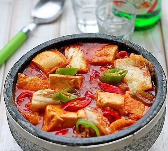 スリム美人になる「鍋」の美容効果の高い食べ方とは？