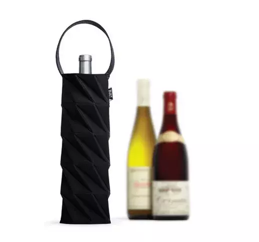 本当にオシャレな人が携帯している「ワイン専用トートバッグ」って？