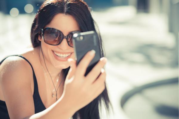 SNSは恋愛で大事！思わず「好きになる」プロフ写真と「イタイ」写真の違いって？