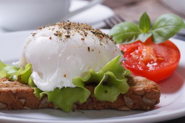 「たまごサンド」が美容に最適！カンタンおいしい作りかた3選