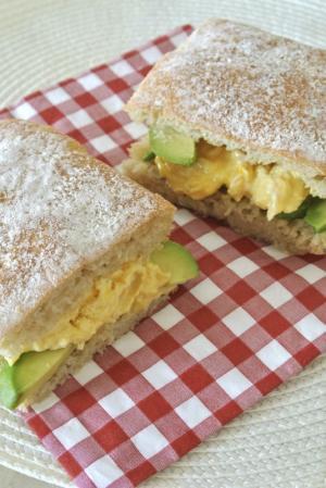 「たまごサンド」が美容に最適！カンタンおいしい作りかた3選