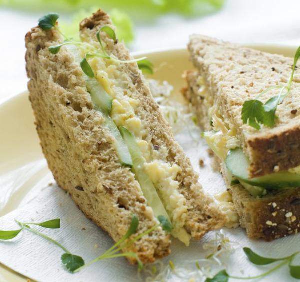 「たまごサンド」が美容に最適！カンタンおいしい作りかた3選