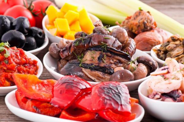 デートで好感度アップ！食べ放題でオンナ度をアピールできる取りわけ方