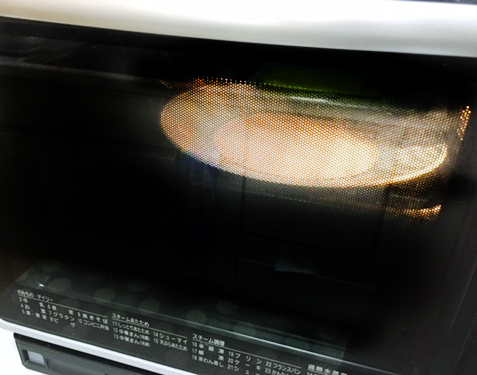 【ゆるゆる感が可愛い】ブランド柄をお絵かきして「手作りブランド食器」を100円で作ってみた！