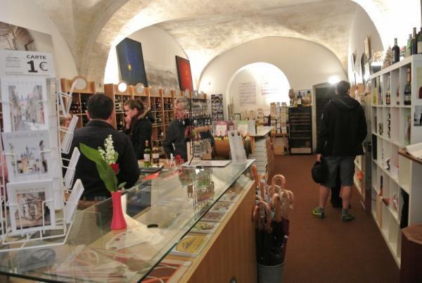 2千円と2万円のワインはなにが違うの？正しいボルドーワインの選び方