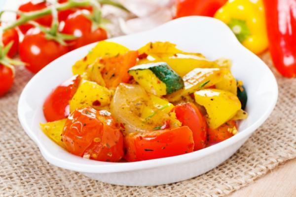 夏野菜たっぷり！フランスの常備菜「ラタトゥイユ」で楽して毎日野菜を食べよう！