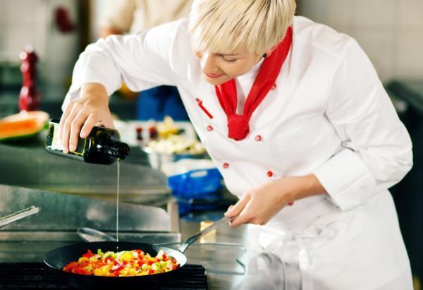 夏野菜たっぷり！フランスの常備菜「ラタトゥイユ」で楽して毎日野菜を食べよう！