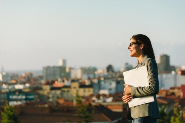 いまが出世するチャンス！昇格したい女性がとるべき行動とは？