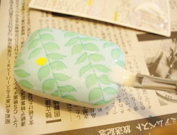 【簡単5分】どんな小物も自分らしくアレンジできる「デコパージュ」って？