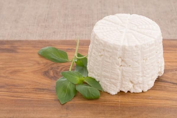 チーズなのに低脂肪・低カロリー！「リコッタチーズ」の簡単おいしい夏レシピ