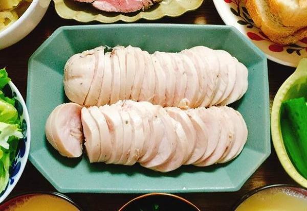 【激ウマ】絶品のお肉…!? ダイエット中でも毎日食べられる「鶏ハム」って？