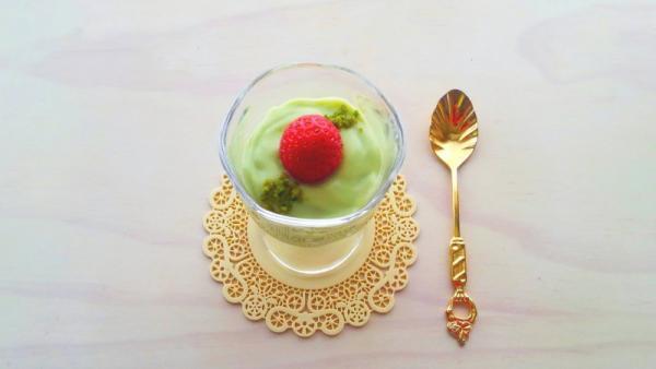 ミキサーにかけるだけ！美肌効果◎な【アボカドムース】レシピ