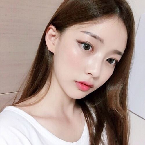 韓国美女も絶賛！ワンステップで美白肌が作れちゃうベースメイク2選