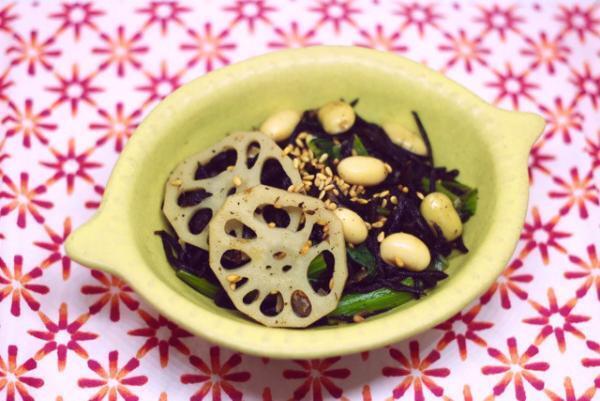 鉄分不足な女子に。ささっと炒めるだけ【ひじき小松菜の豆サラダ】レシピ