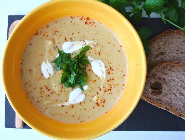 フランス人女性も愛飲中！話題の【美容スープ】レシピとは？