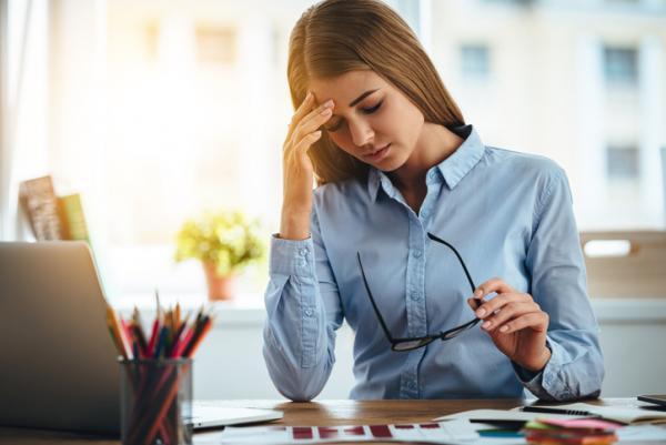 女性のほうがなりやすい！？【仕事依存】に陥りやすい人と職場の特徴とは？