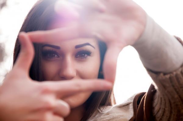 たかが眉、されど眉　トレンド眉を手に入れて人生をハッピーに